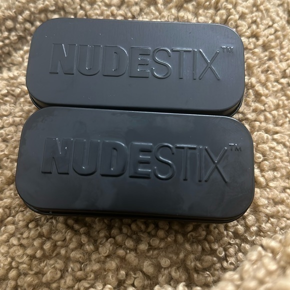 Nude stix nudies glow all over highlight color